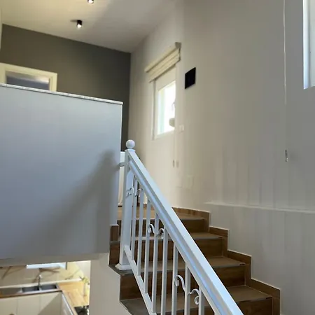 Comfortable 2-bedroom Near Tirana Airport Vorë