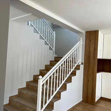 Comfortable 2-bedroom Near Tirana Airport